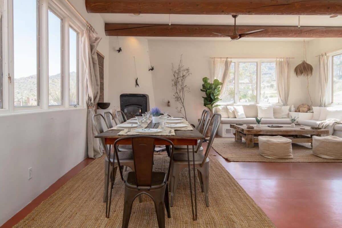 Renovated Lodge - Room 3 With Pool Access ジョシュア・ツリー エクステリア 写真